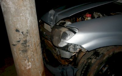 Ivinhema - Embriagado, rapaz agride menor,foge,bate carro e ameaça os PMs