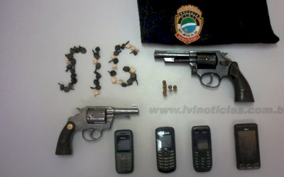 IVINHEMA: Policia civil fecha outra boca de fumo e apreende 5 pessoas e duas armas