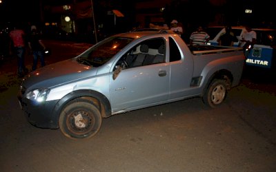 IVINHEMA: Acidente envolve carro e moto no centro