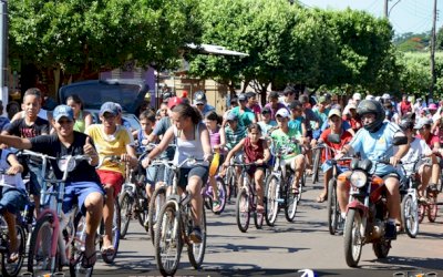 IVINHEMA: APEFIV realizou 7º passeio ciclístico
