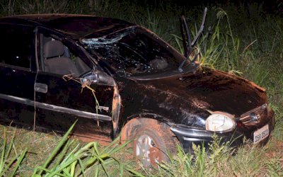 IVINHEMA: Motorista capota carro e abandona gestante de 5 meses