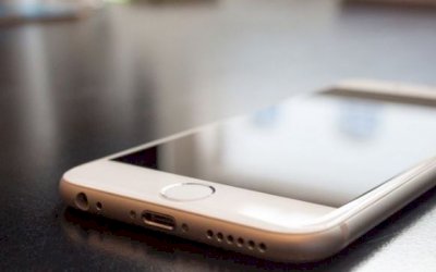 DEODÁPOLIS: Jovem tem celular furtado durante confraternização