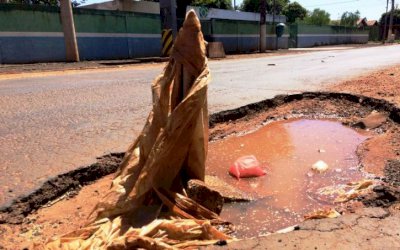 DEODÁPOLIS: Ruas de Lagoa Bonita estão abandonadas