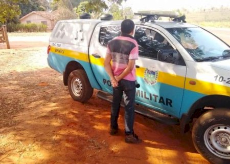 DEODÁPOLIS: Homem é flagrado pela Polícia Militar Rodoviária com CNH falsa na MS-145
