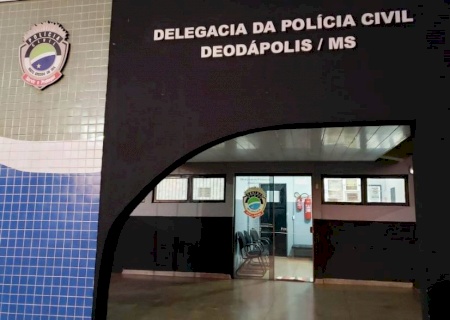 DEODÁPOLIS: Mulher que se envolveu em acidente é detida por desacato
