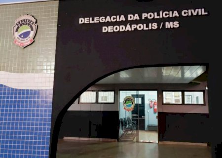 DEODÁPOLIS: Mulher acusa marido de agressões com empurrões e puxões de cabelo