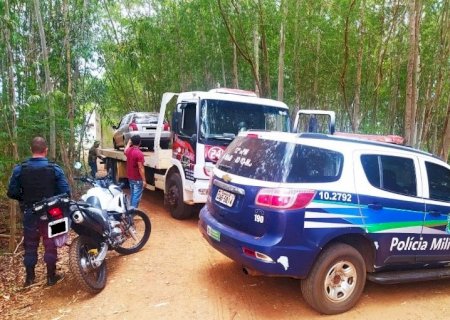 NAVIRAÍ: Polícia Militar recupera veículo furtado com o apoio da PMA