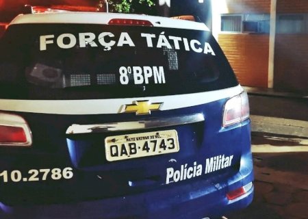 Polícia Militar descobre plantação de maconha em residência e prende autor em Batayporã