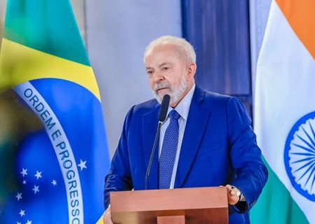 Após dizer que Putin não seria preso no Brasil, Lula diminui tom