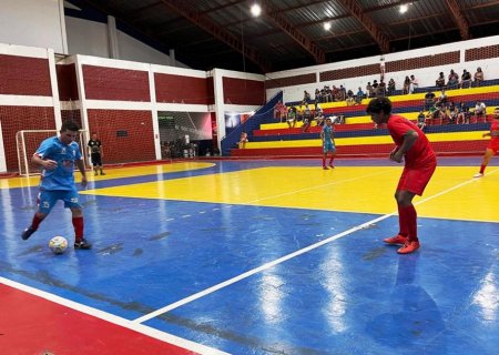 Mais dois jogos do Campeonato Regional de Futsal 60 anos de Ivinhema (AO VIVO)