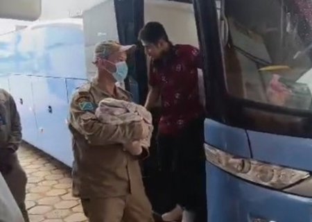 NOVA ANDRADINA: Mulher dá à luz em ônibus de turismo em Nova Casa Verde