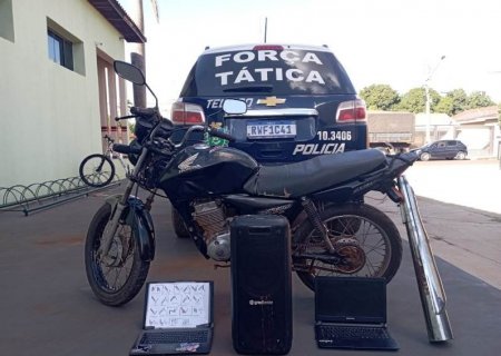 BATAYPORÃ: Força Tática  recupera motocicleta furtada  e objetos amarrados no veículo