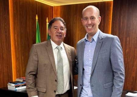 Em reunião, presidente da ALEMS e prefeito Rodrigo Manga de Sorocaba falam sobre pacto federativo