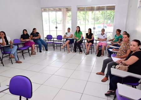 Casa Lilás de Ivinhema promove curso de produção de ovos de Páscoa e trufas