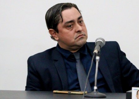 ANGÉLICA: Vereador cobra primo prefeito e dispara: ‘Tá precisando de umas Espadas de São Jorge nas costas’