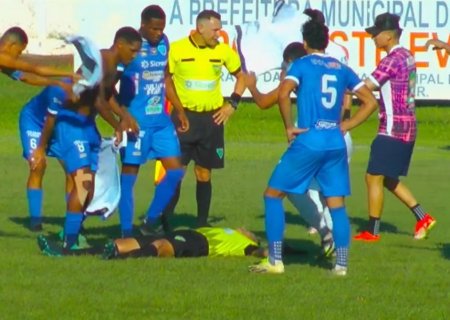 IVINHEMA: Árbitro passa mal e é socorrido em jogo do estadual