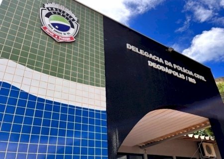 DEODÁPOLIS: Homem denuncia possível agressão por pauladas à cadela; animal faleceu no início desta semana