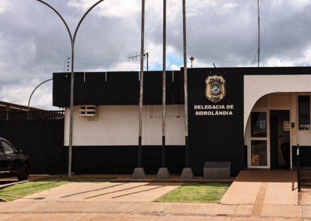 Feminicídio em MS: Mulher morre esfaqueada na nuca por companheiro, que está foragido
