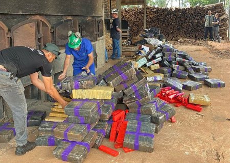 Polícia Civil incinera 3,2 toneladas de drogas em Mundo Novo