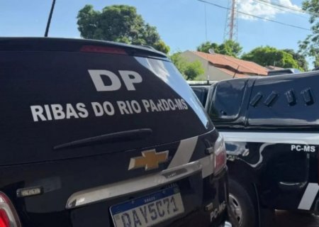 Urubus denunciam corpo em avançado estado de decomposição em plantação de eucalipto em MS