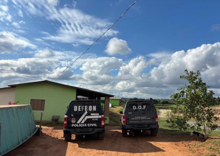 Polícia cumpre mandados de busca e apreensão domiciliar