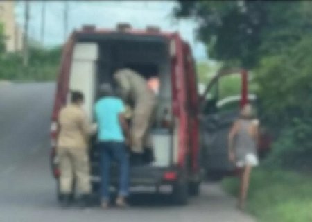 Homem é esfaqueado pelo vizinho durante desentendimento