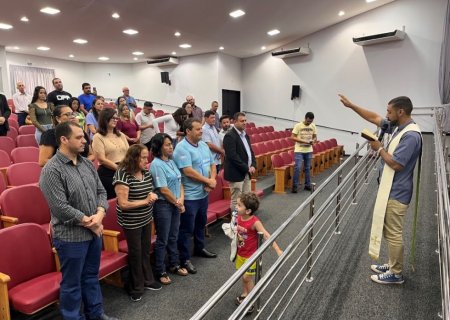 IVINHEMA: Câmara recebe bênção especial dos padres da Paróquia Nossa Senhora da Conceição Aparecida