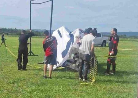 Paraquedista com mais de mil saltos morre durante treino em cidade paraguaia