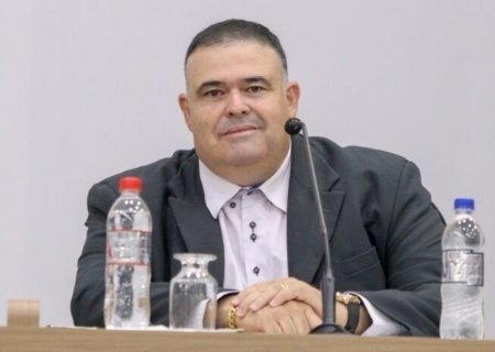 Professor Erlon faz três indicações para melhorias urbanas e educacionais