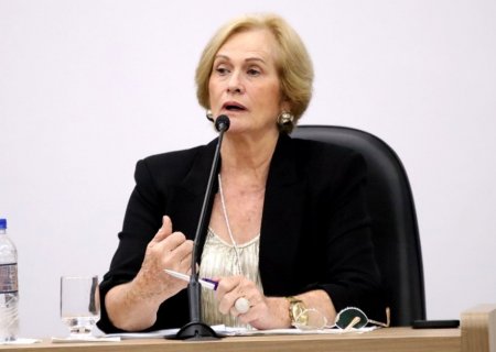 Professora Denir propõe Cartão Material Escolar e iluminação em capela da Gleba Jaborandi
