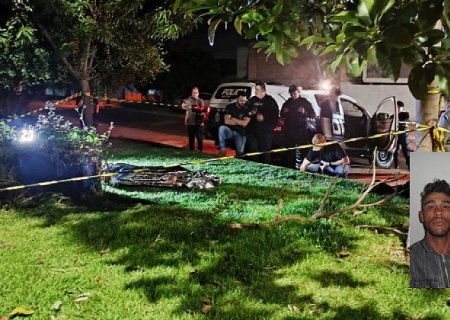 Homem é assassinato como a facada no peito em frente à Praça Paraguaia em Dourados