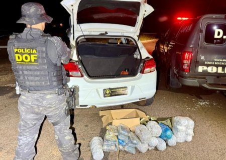 IVINHEMA: Homem e mulher são presos pelo DOF com drogas em táxi
