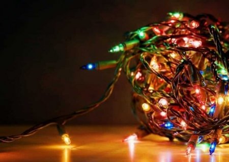 BATAYPORÃ: Prefeitura contrata empresas para adquirir materiais elétricos para decoração natalina por mais de R$ 24 mil
