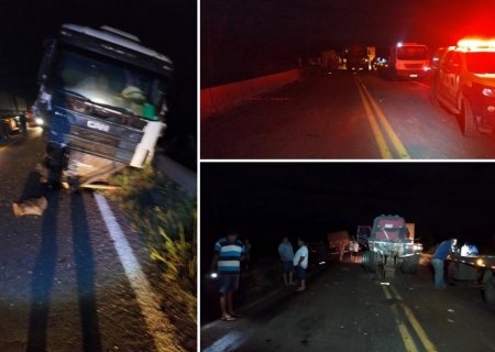 Acidente entre caminhões interdita MS-276 na divisa de Batayporã e Anaurilândia