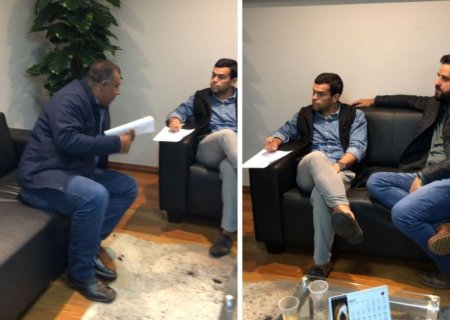 DEODÁPOLIS: Vereador Gilberto da Nona conquista retroescavadeira junto ao deputado Beto Pereira