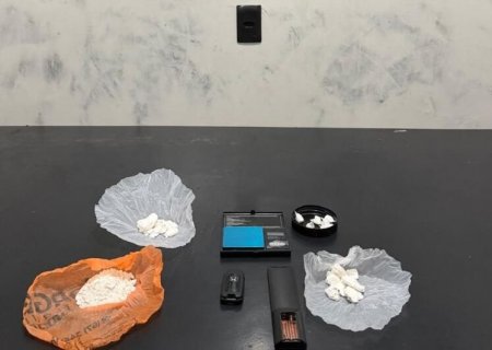 FÁTIMA DO SUL: Polícia apreende cocaína e prende homem durante cumprimento de mandado