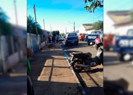 Homem ainda não identificado é assassinado morto com três tiros