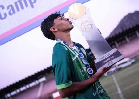 Jogador indígena, Manura Barbosa marca na final e conquista o Capixaba Sub-20 com o Porto Vitória