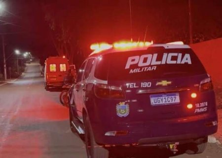 Enteado mata padrasto com golpe mata-leão ao defender a mãe