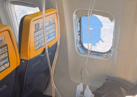 Passageiro é sugado para fora de avião após janela se quebrar