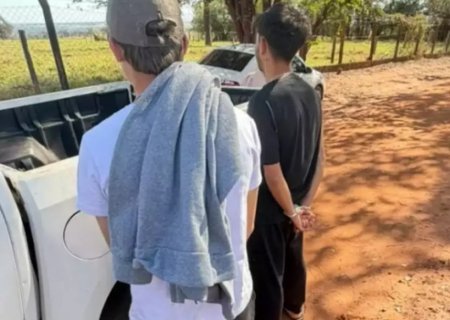 Jovem é preso e adolescente apreendido por emboscada contra pai