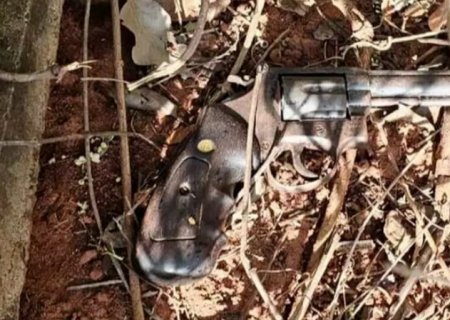 Homem se apresenta à polícia, confessa duplo homicídio e é preso em Nioaque
