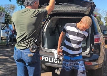 Casal é preso por tentar assassinar vizinho em briga sobre uma bicicleta
