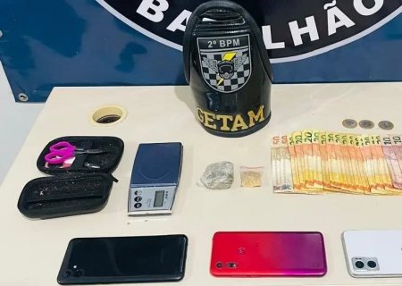 Abordagem acaba com rapaz preso e droga encontrada em ponto de venda em Três Lagoas