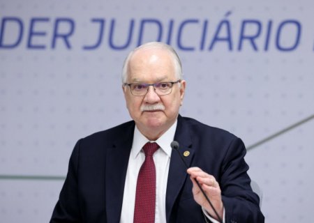 Edson Fachin quebra o silêncio após relatório da PF sobre Moraes