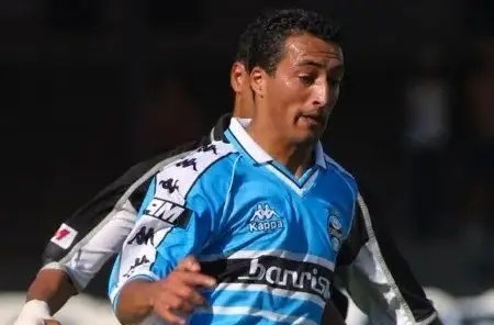 Ex-volante do Grêmio, Émerson Leal, morre aos 46 anos