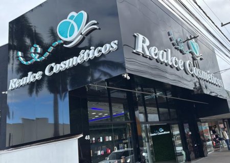 Realce Cosméticos completa 30 anos e celebra trajetória de sucesso com sorteio de iPhone 18 e motinhas elétricas