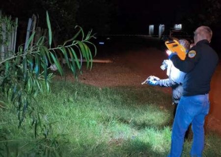 Dois suspeitos de assassinar ex-presidi&aacute;rio s&atilde;o mortos em confronto com a PM