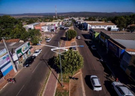 Homem armado é preso por se passar por policial do Choque e ameaçar matar PMs