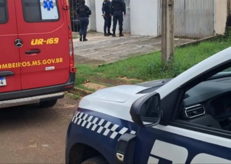 Suspeito é preso por arremessar machado na cabeça da ex-companheira em MS